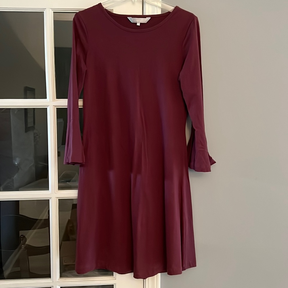 The Royal Standard Burgundy Dress w/bell sleeve. Size M.